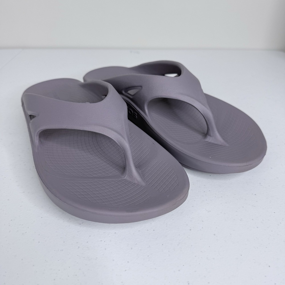 Oofos OOriginal Recovery Sandals Flip Flops Comfort Purple Unisex M10 W12 - Picture 2 of 9